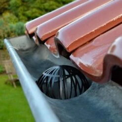 Dakgoot Bladvangers Tegen Verstopte Afvoerpijpen - Set Van 2 Stuks -Outdoor Tuinonderhoudswinkel dakgootbeschermers 1484066306 3 600