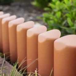 Tuinafboording Terracotta 2,5 M - Set Van 10 Stuks -Outdoor Tuinonderhoudswinkel palissade afboording 25m 1484062290 2 600