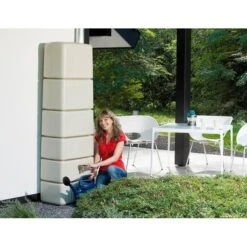 Regenton Muurmodel SLIM 650 Liter + Kraan - Zand -Outdoor Tuinonderhoudswinkel regenton muurm slim 650l zand kraan 1603720693 600